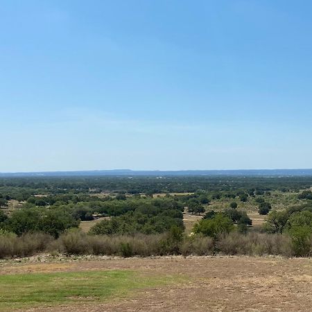V700 Ranch Stays Marble Falls Exteriör bild